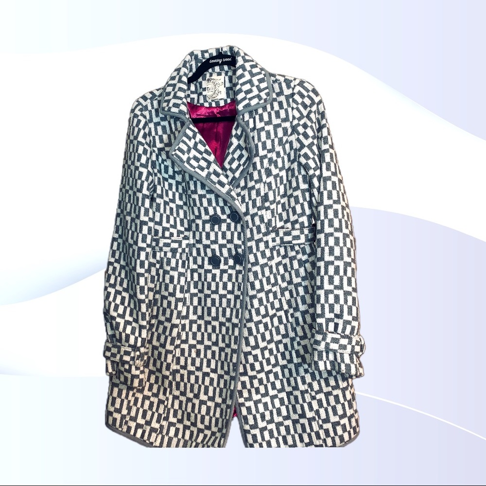 Tulle Brand ~ WinterJacket Size Med